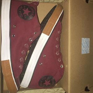 Converse Unisex Chuck Taylor All Star Mid Shoes